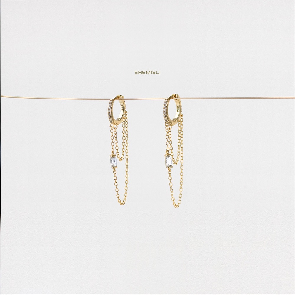 NEVER WORN Dangle Chain CZ Hoop Earrings, Huggies, gold